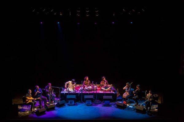 Zakir Hussain - Pulse of the World